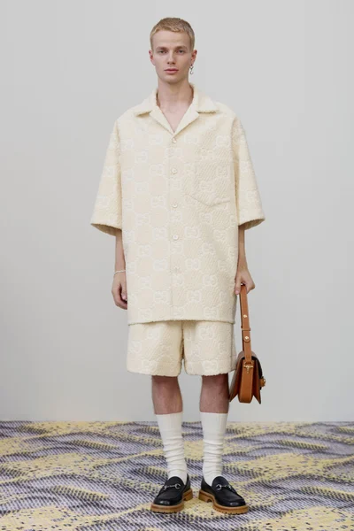 Look 7